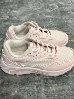 Darc Sport Women's Baby Pink Lace-Up Athletic Sneakers